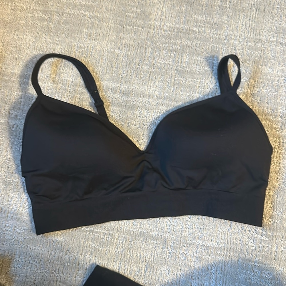 Athleta Sports Bar (XL)